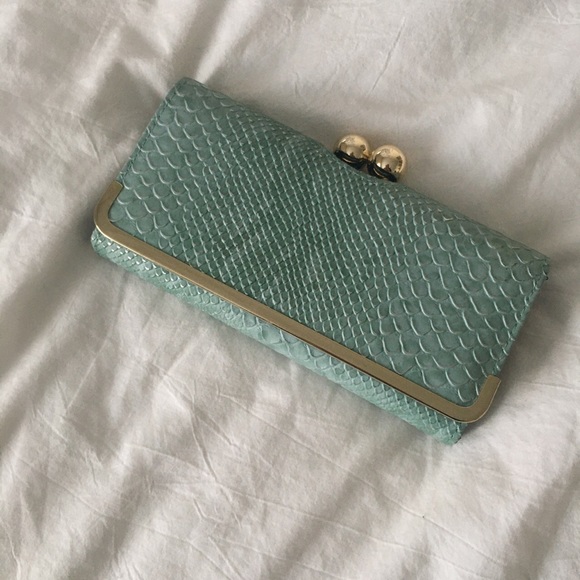 Charlotte Russe faux snakeskin wallet/clutch - Picture 1 of 4